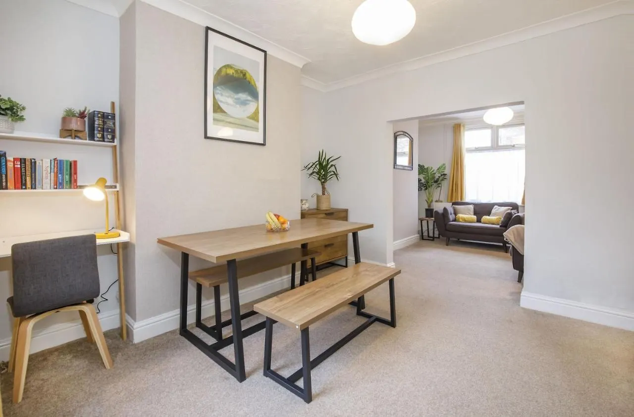 208 Salisbury Terrace Villa York 0*,  United Kingdom